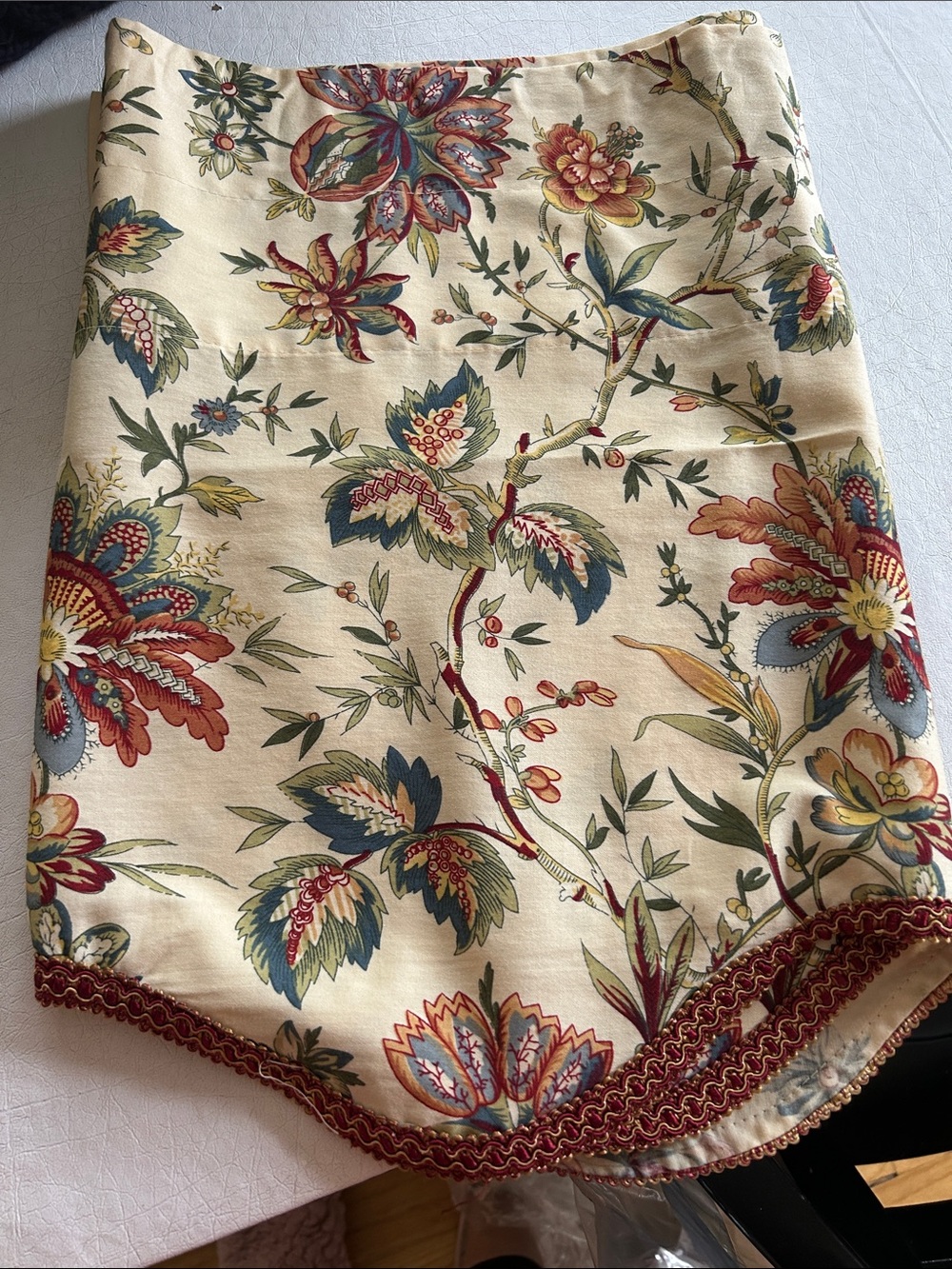 Waverly Floral Scalloped Valance